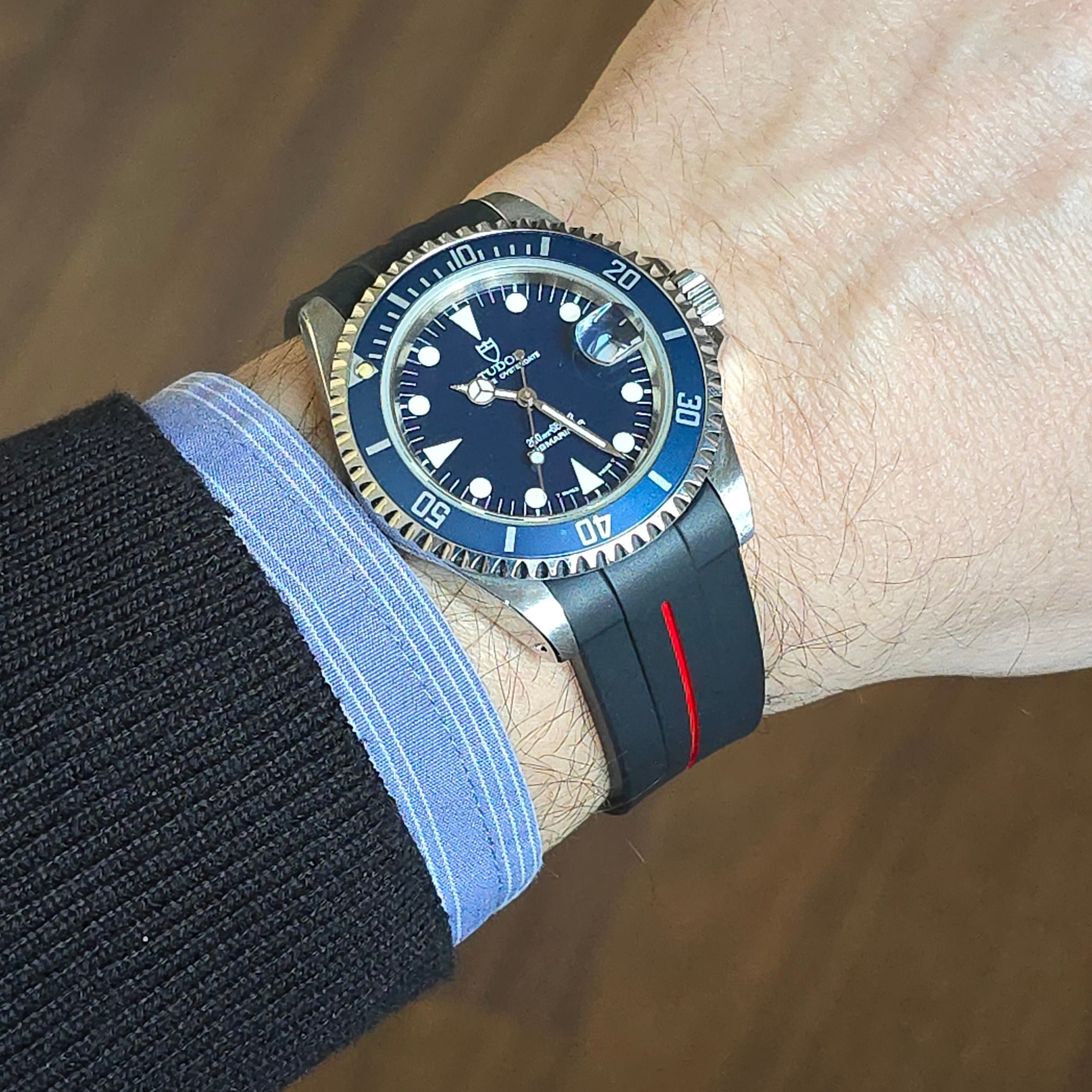 TDR. Siyah-Kırmızı FKM Entegre Kauçuk Kordon