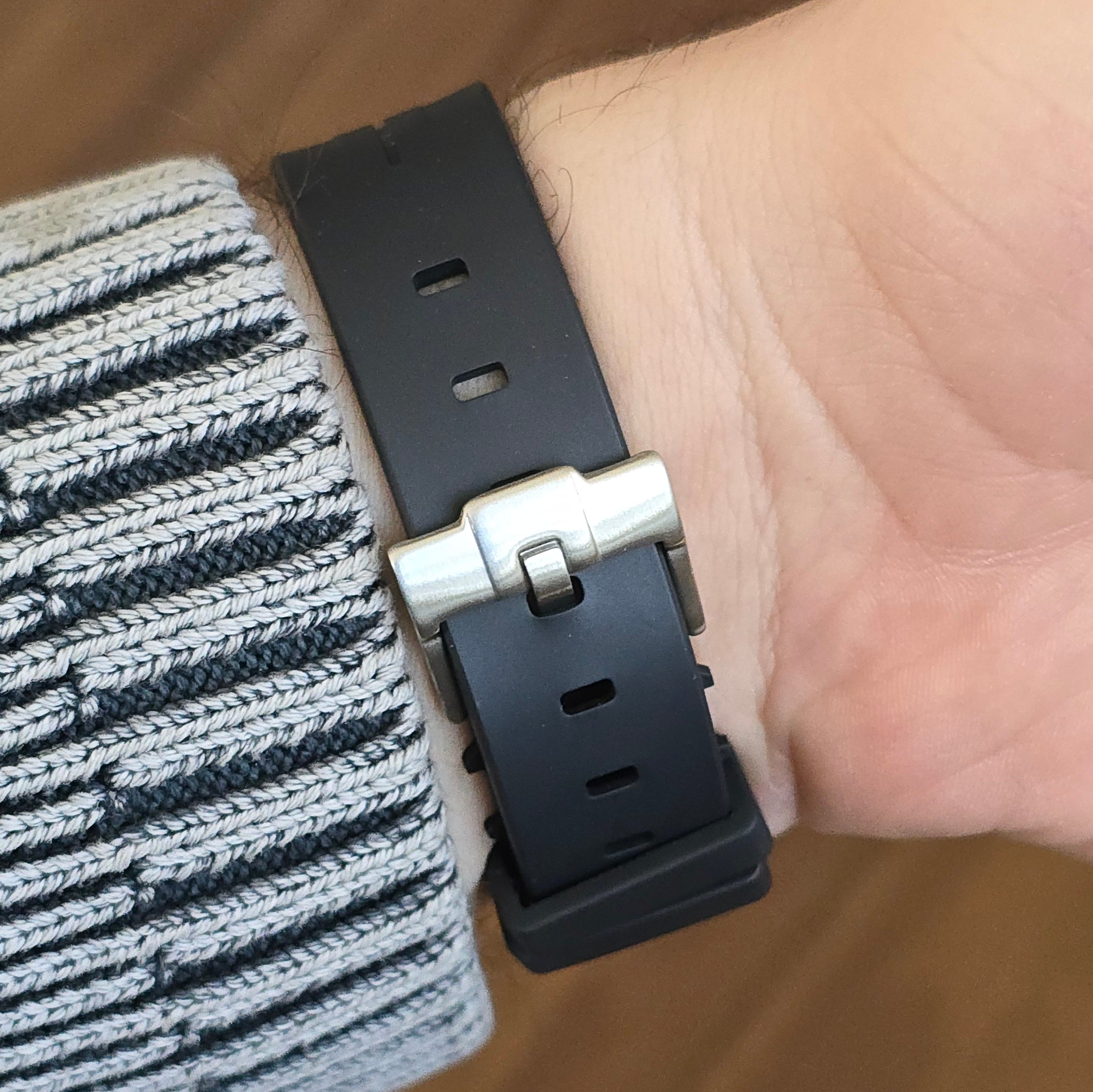 RLX. Siyah FKM Entegre Kauçuk Kordon