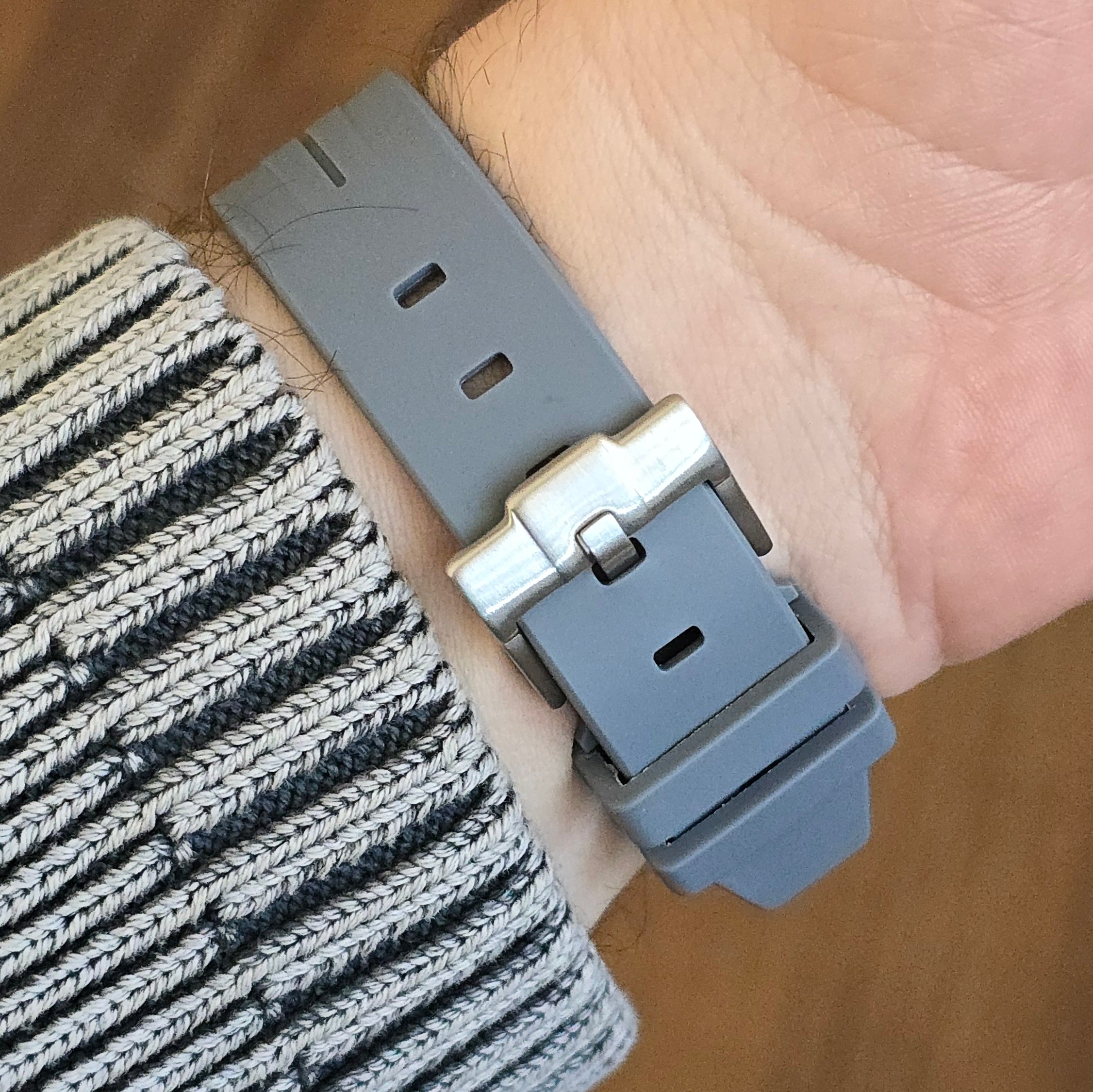 TDR. Gri FKM Entegre Kauçuk Kordon