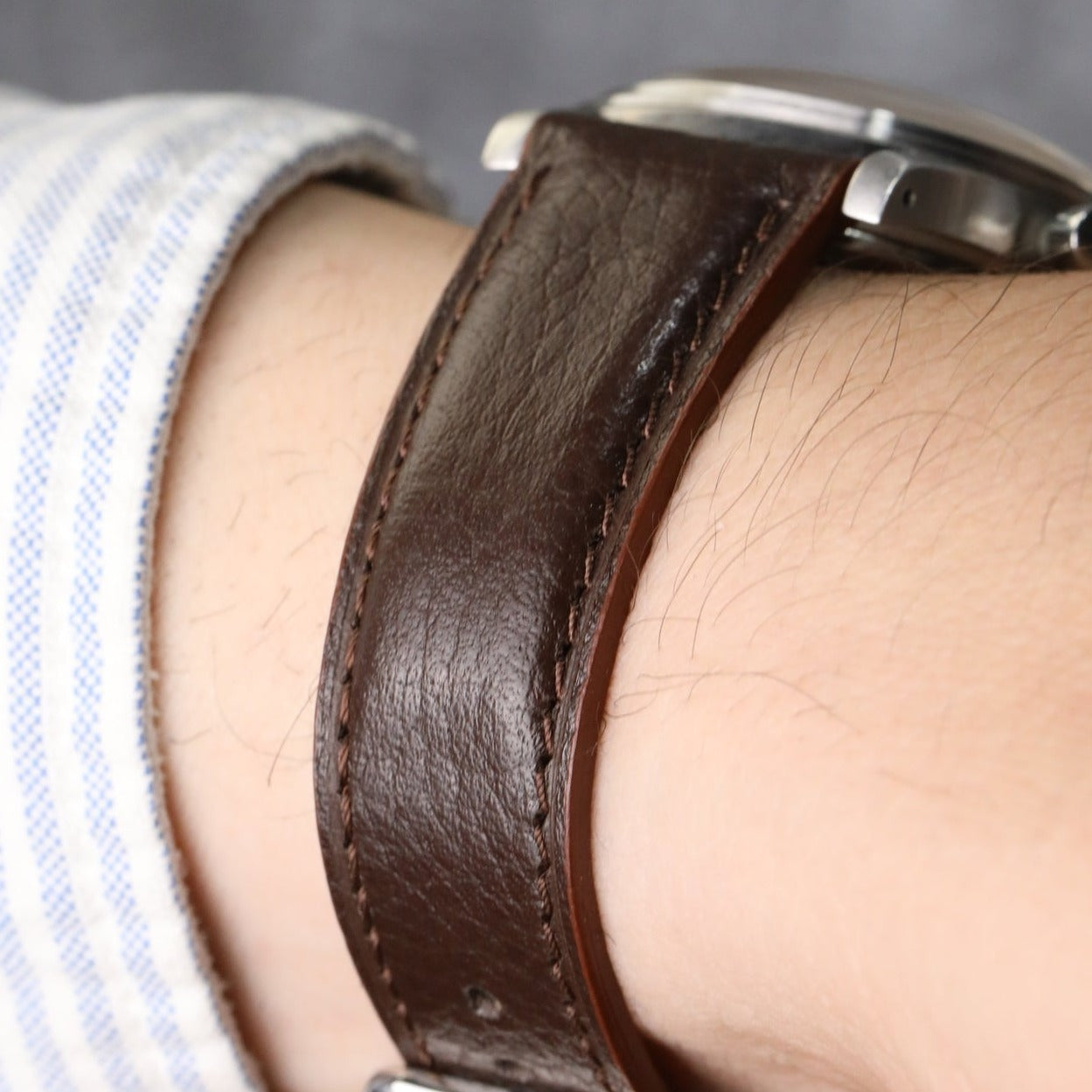 Gerçek dana derisi el yapımı kahverengi renkli 24mm saat kordonu