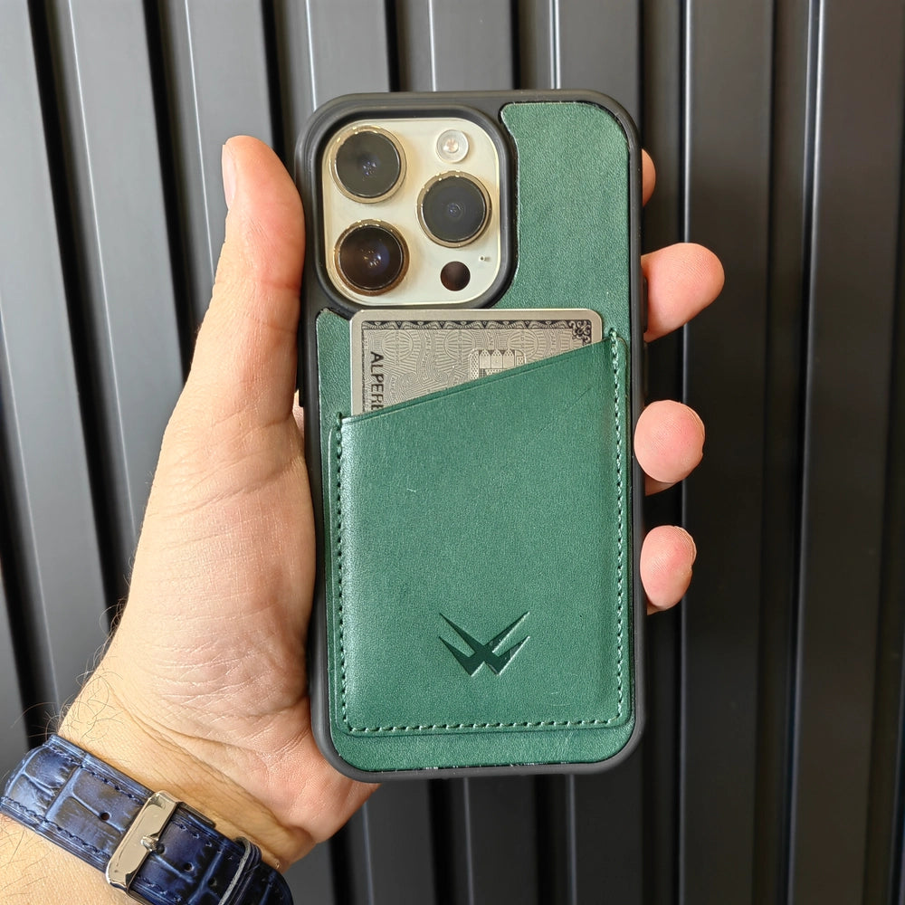 Hurley Yeşil Kartlıklı iPhone Deri Kılıf - ONYWATCH