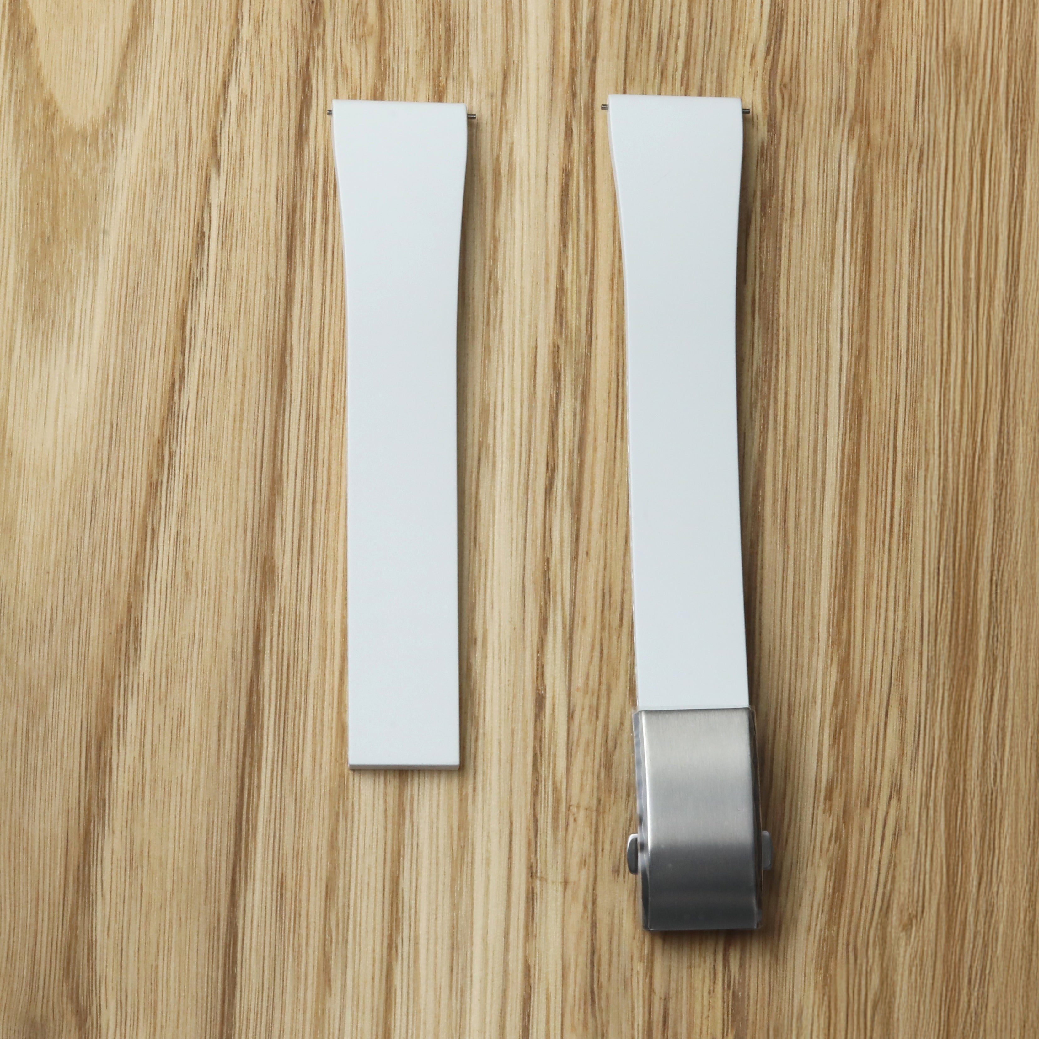 Beyaz renkli kauçuk kordon