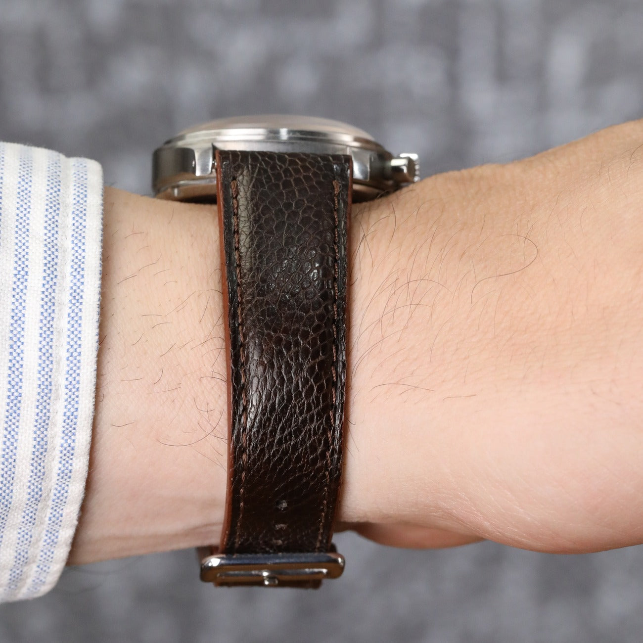 Gerçek dana derisi el yapımı kahverengi renkli deri saat kordonu