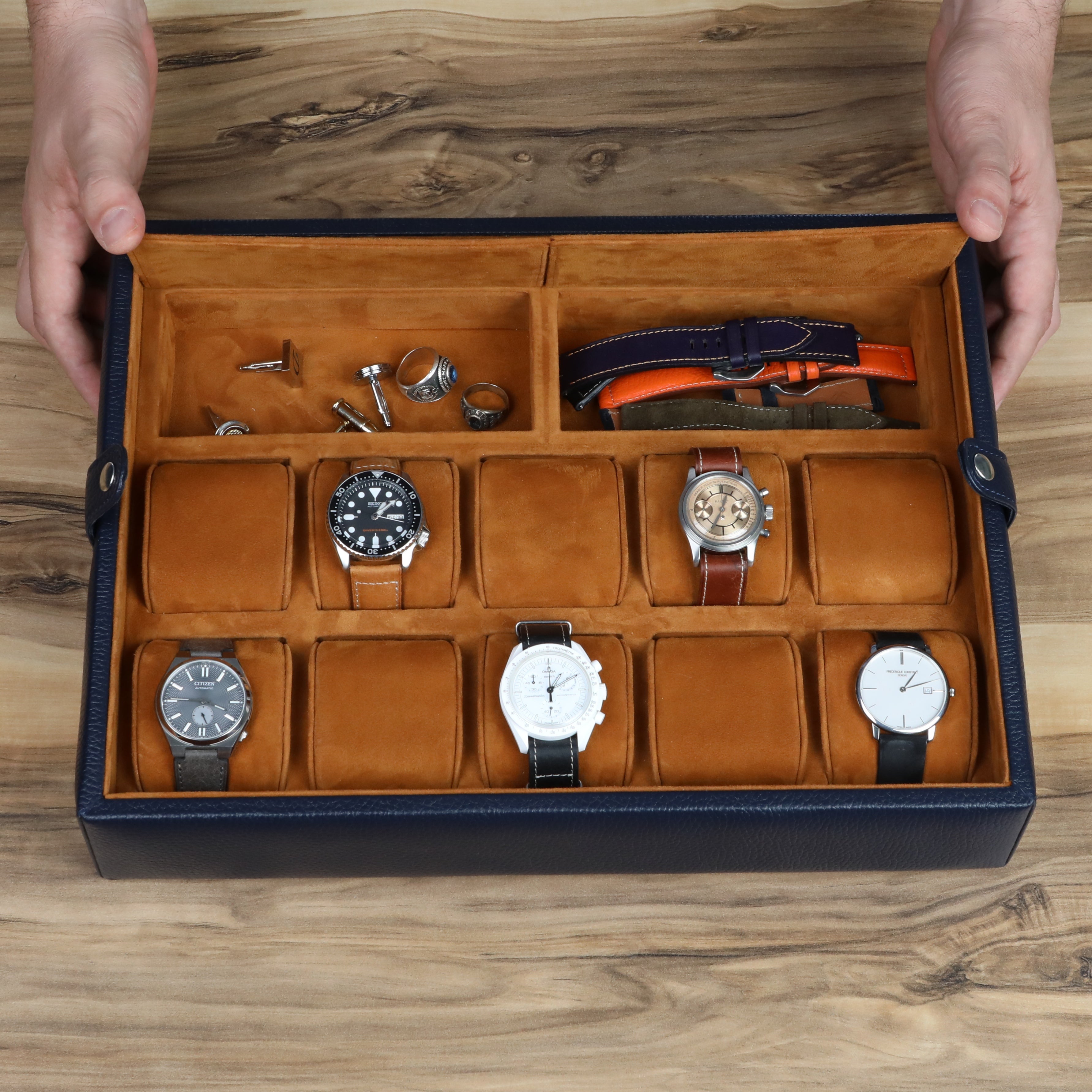 dışı deri kaplı lüks saat kutusu