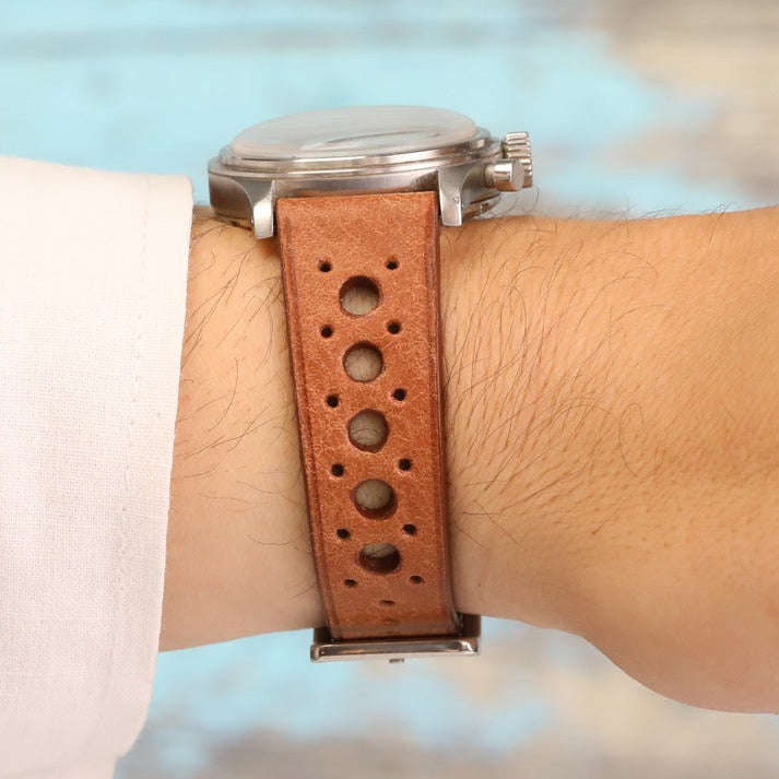 Gerçek dana derisi el yapımı taba renk rally stil saat kordonu