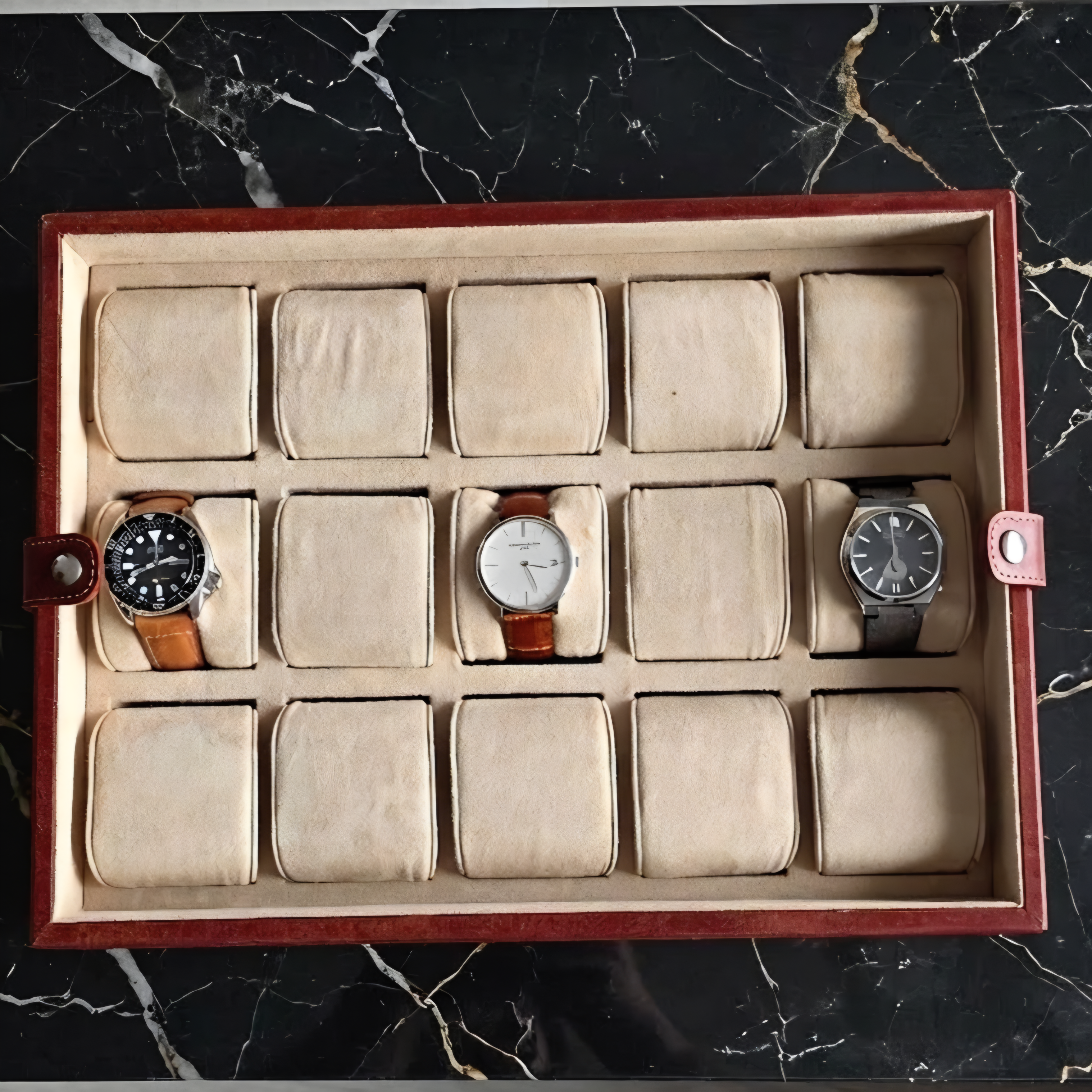 Saat Koleksiyon Kutusu