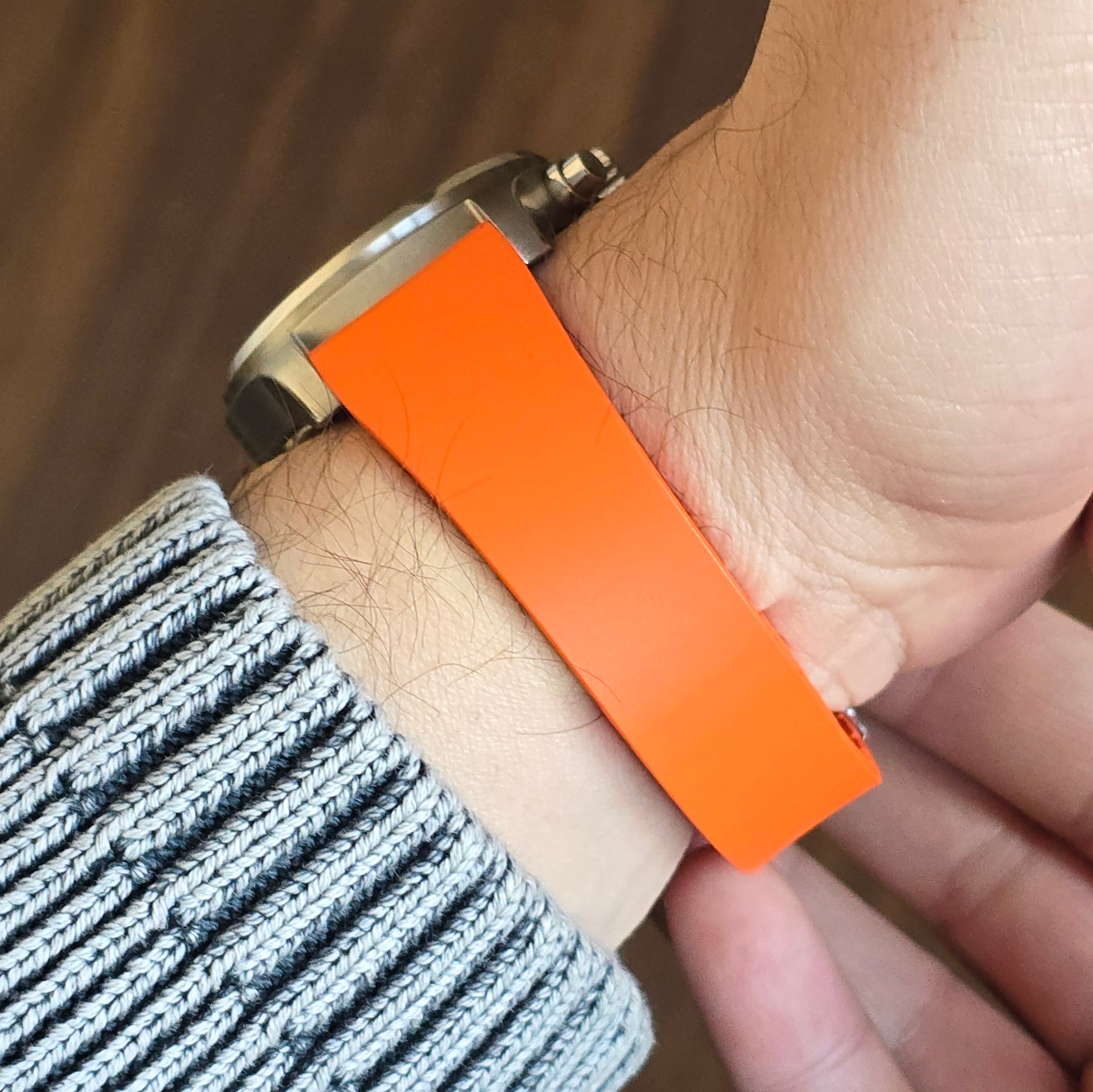 oranj-silikon-kordon