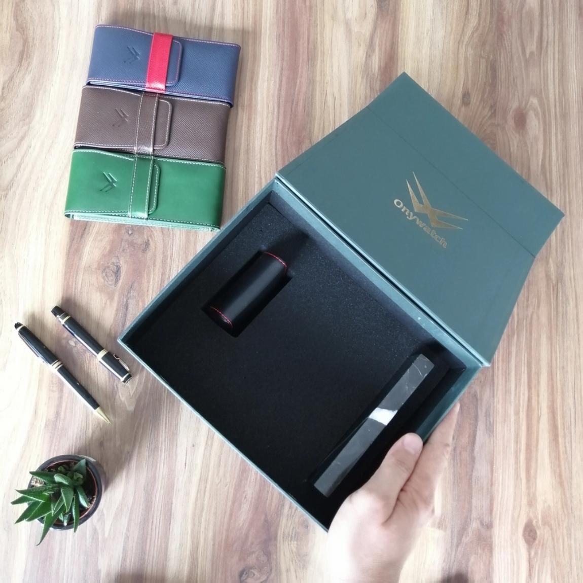 Nero S. Mermer Saat Standı - ONYWATCH