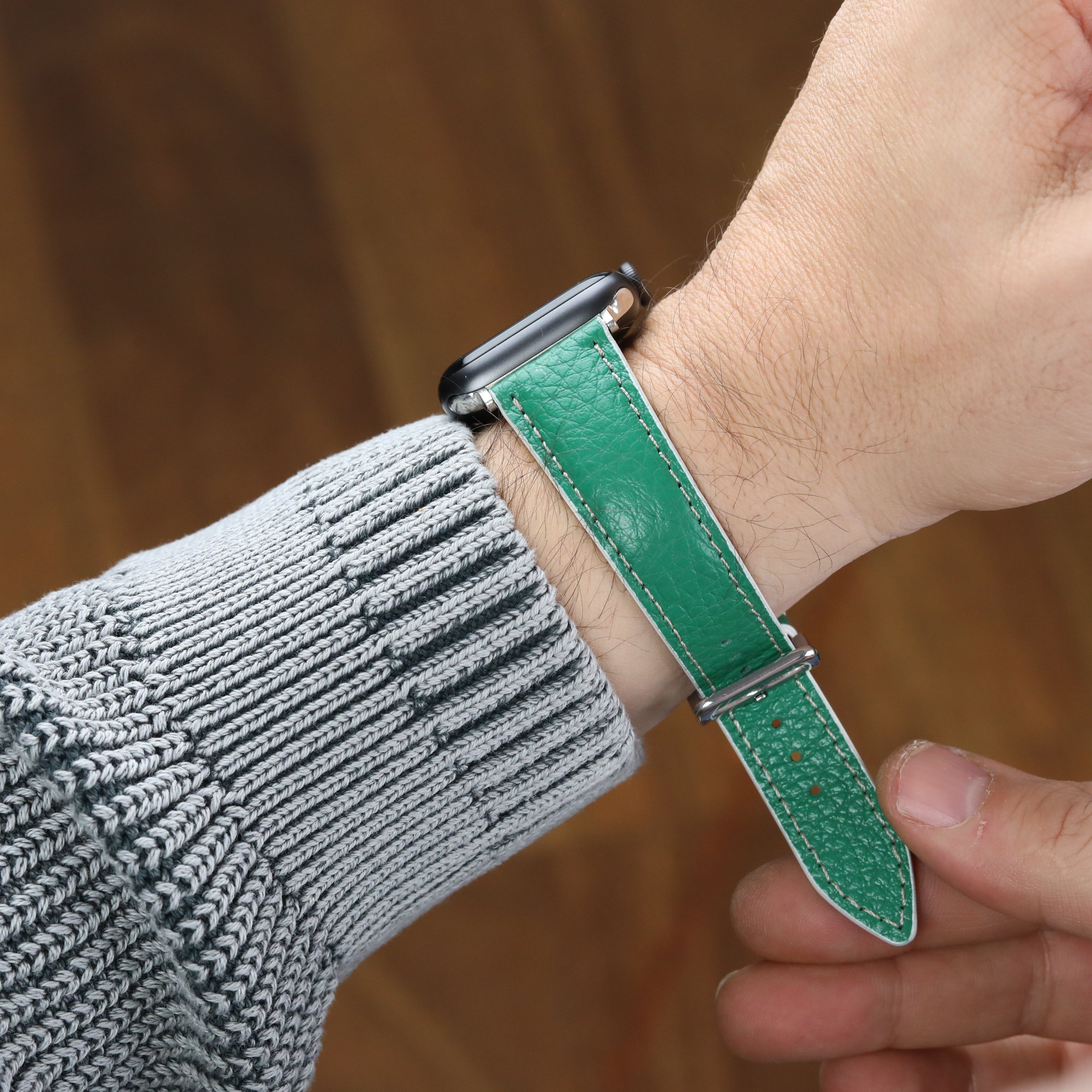 Gerçek deri el yapımı antialerjik arka derili apple watch ile uyumlu deri kordon