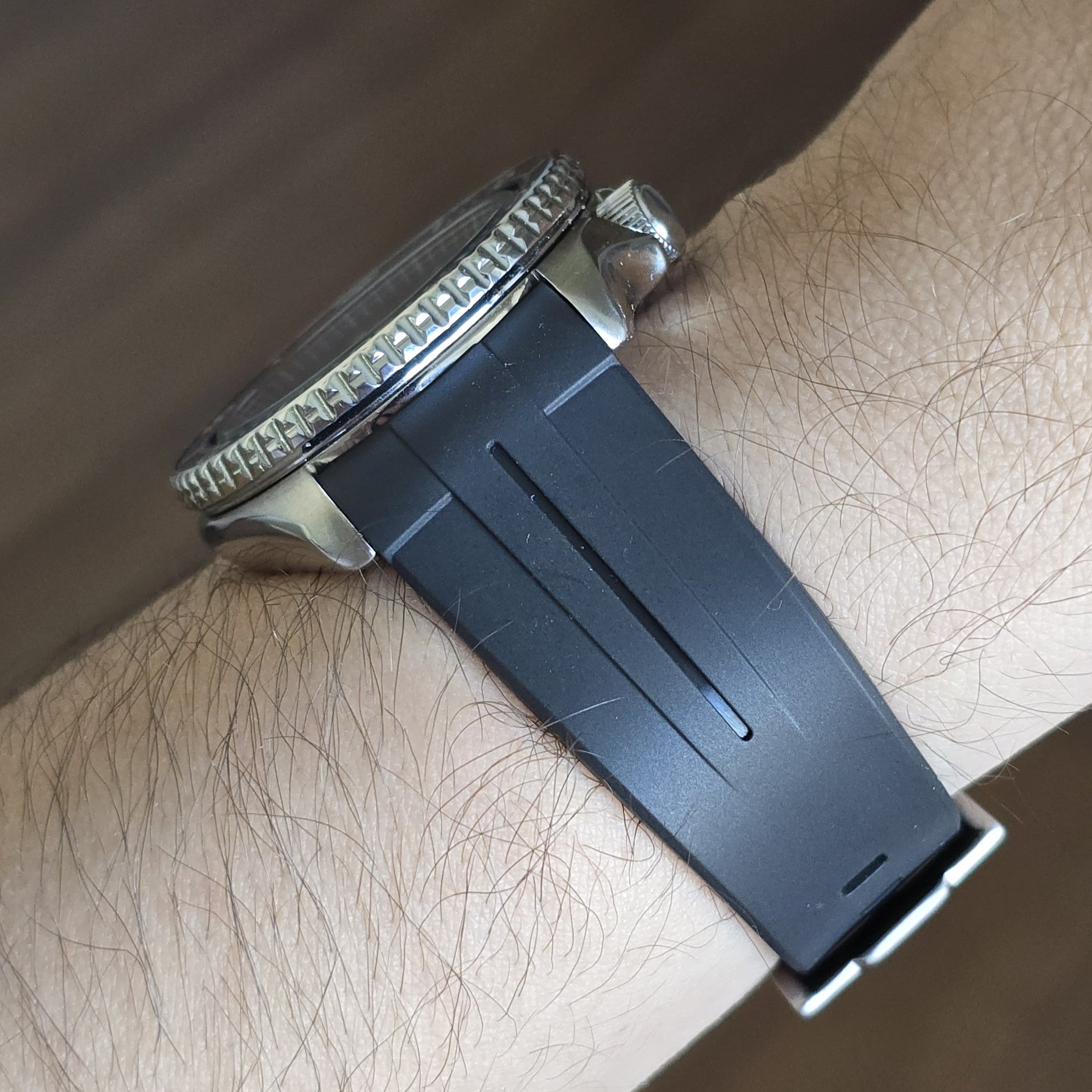 Seiko Siyah FKM Entegre Kauçuk Kordon