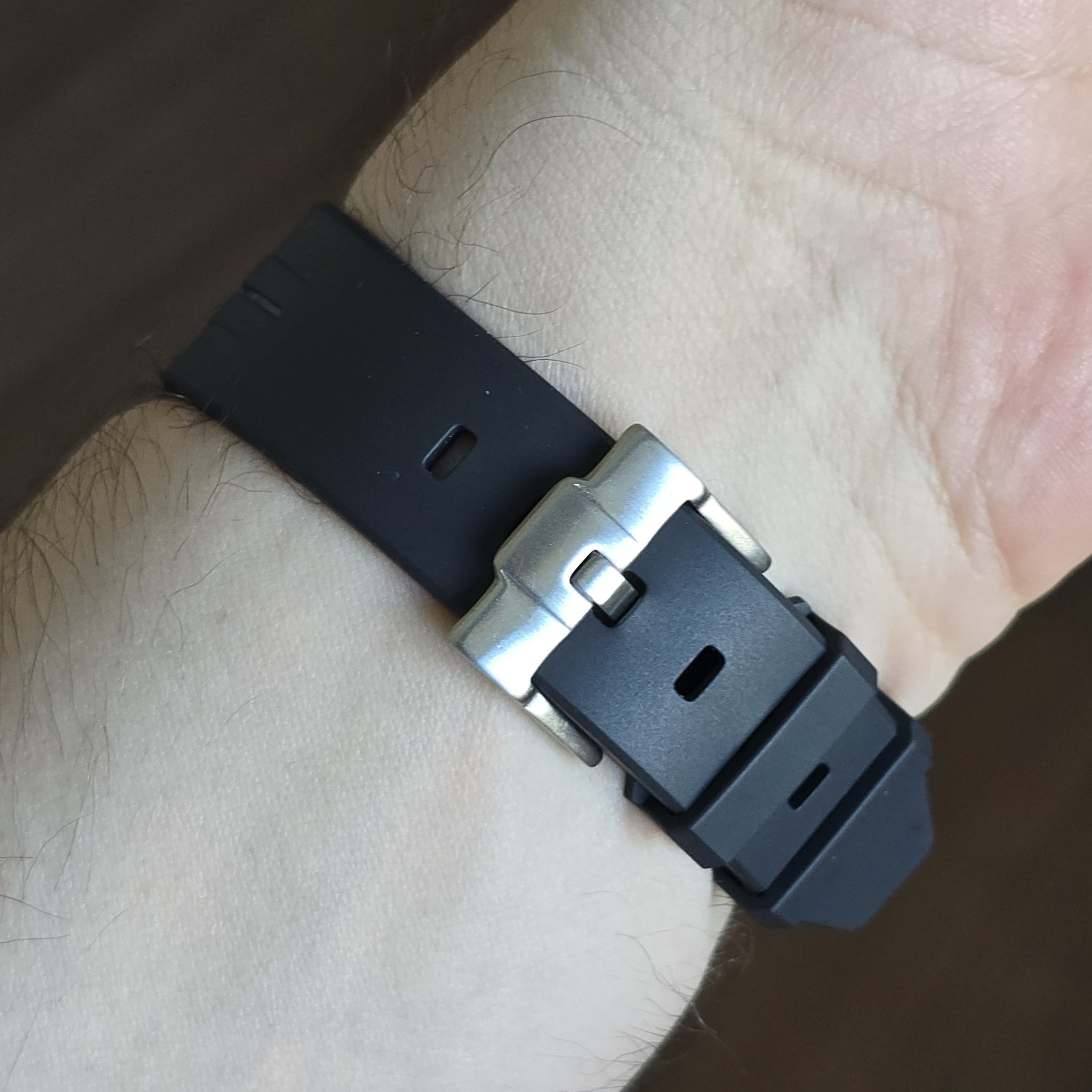 Seiko Siyah FKM Entegre Kauçuk Kordon