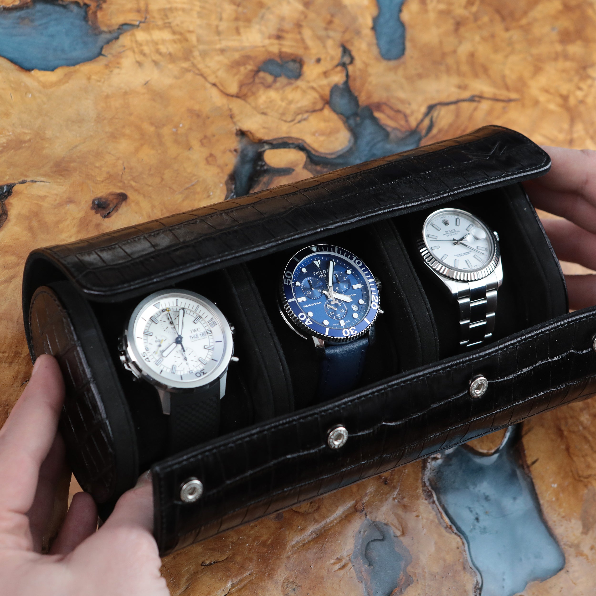 Dışı siyah renkli dana derisi içi oğlak süet 3'lü saat kutusu