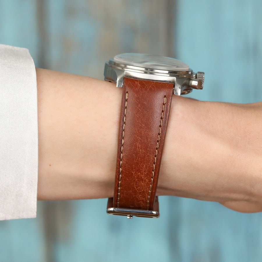 El yapımı kahverengi renkli akıllı pimli dikişli deri kayış