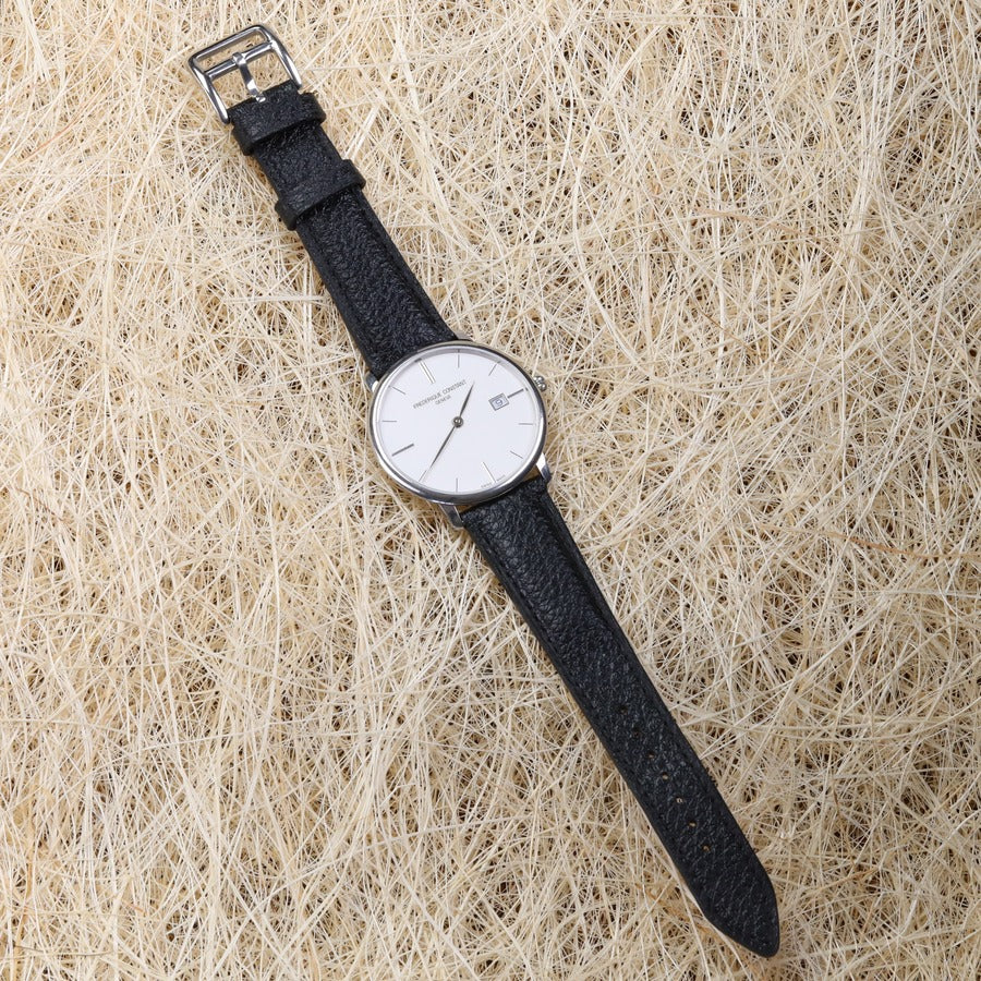 El yapımı siyah renkli akıllı pimli deri kayış