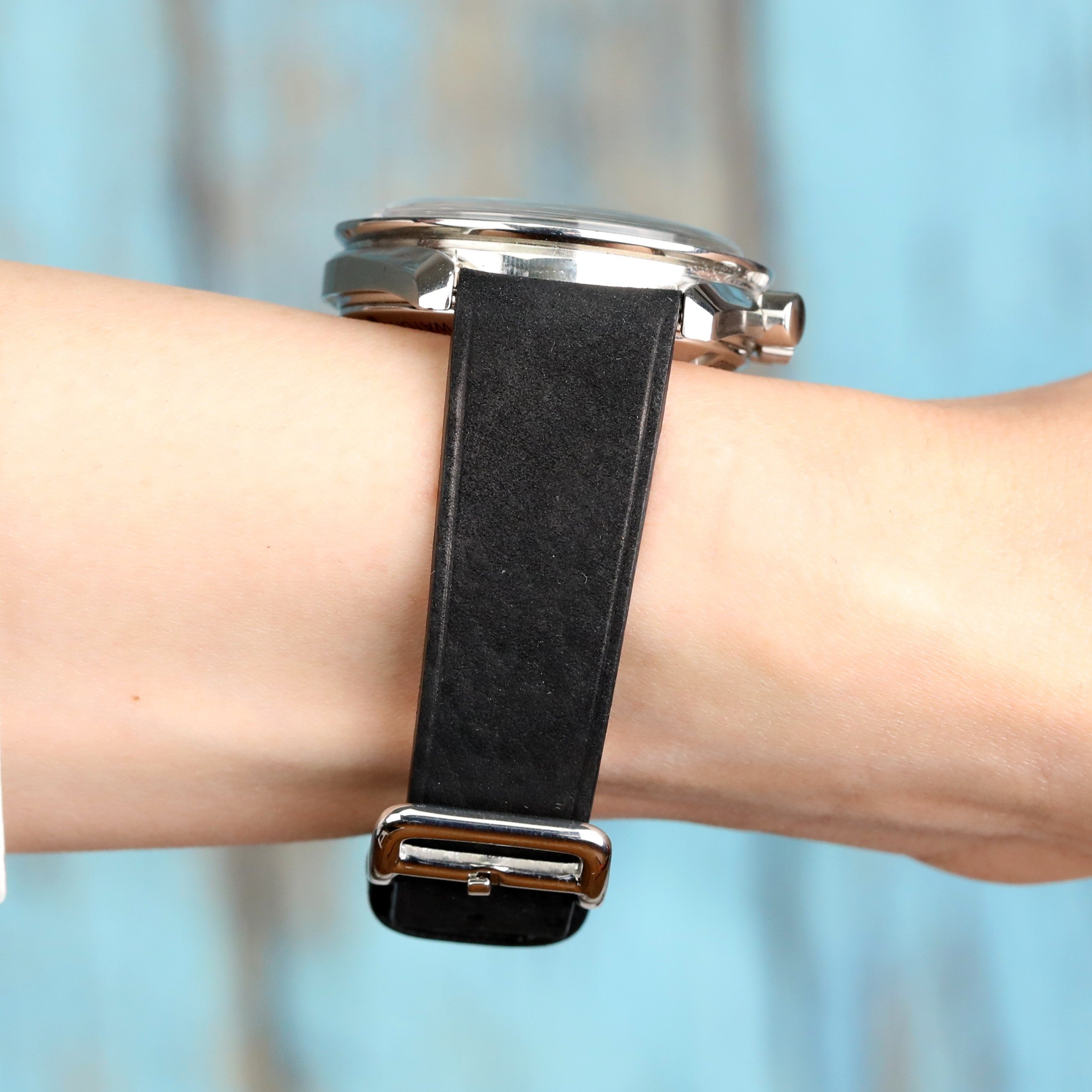 El yapımı siyah renkli akıllı pimli dikişsiz deri saat kordonu