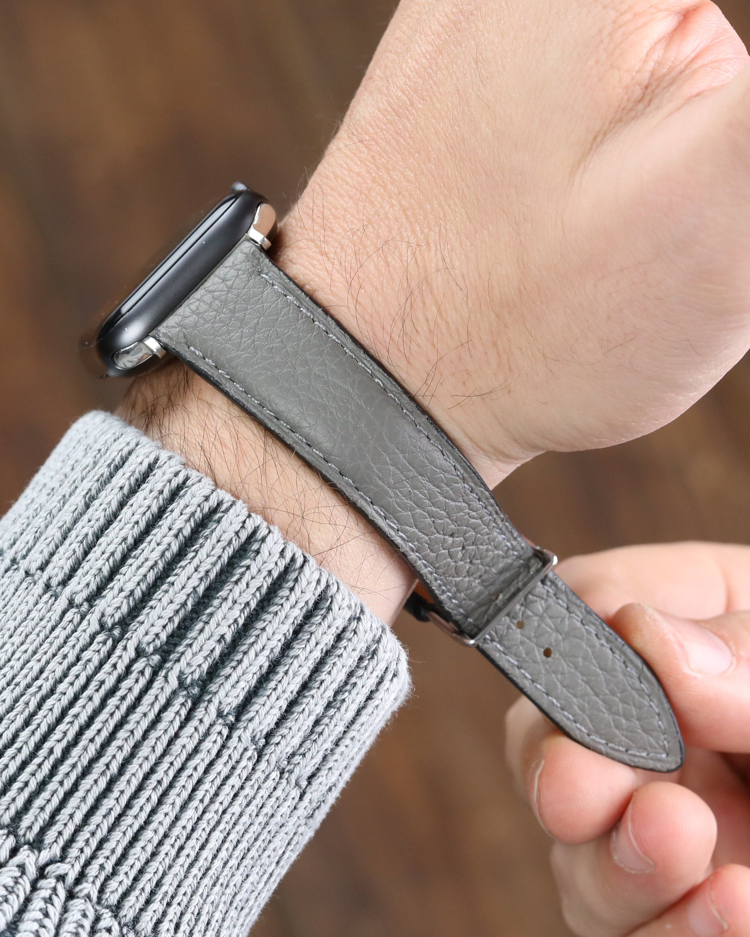 Antrasit renkli gerçek keçi derisinden yapılmış apple watch uyumlu deri kordon.